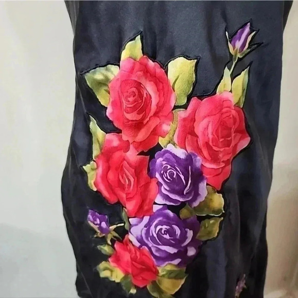 Victorias SECRET 100 % Silk Vintage BLACK ROSE Chemise Slip Dress. - Picture 9 of 10